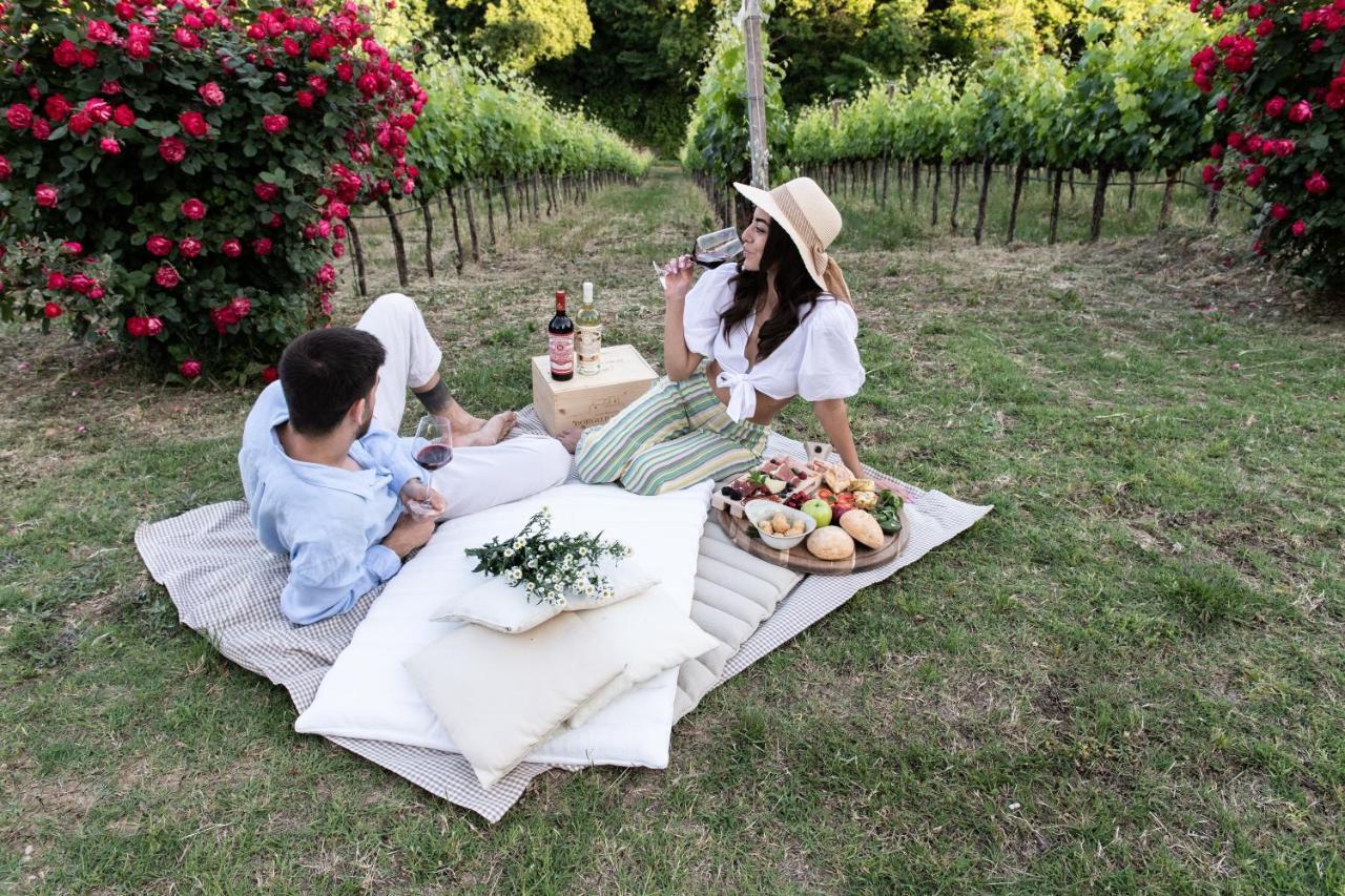 Hotel Borgo Baccile by Vini Fantini Crecchio Esterno foto