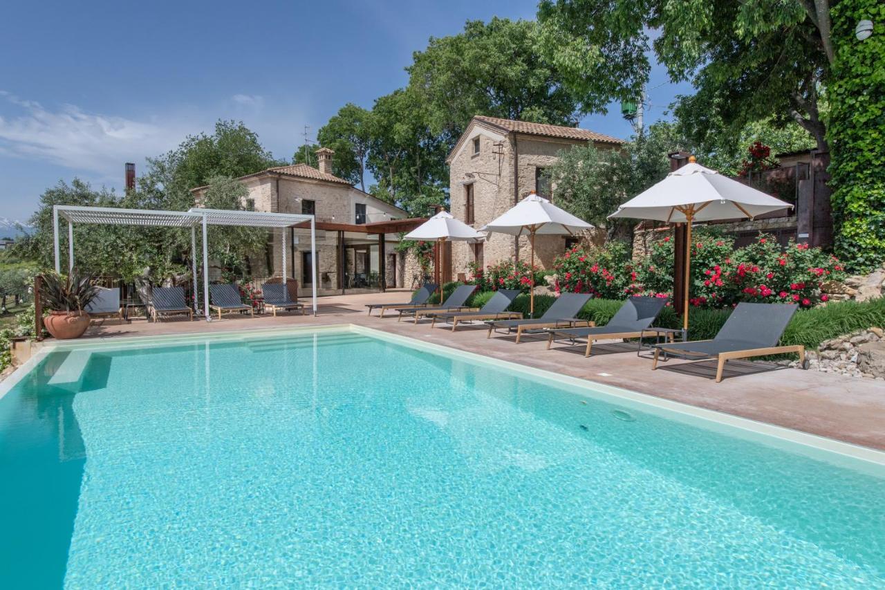Hotel Borgo Baccile by Vini Fantini Crecchio Esterno foto