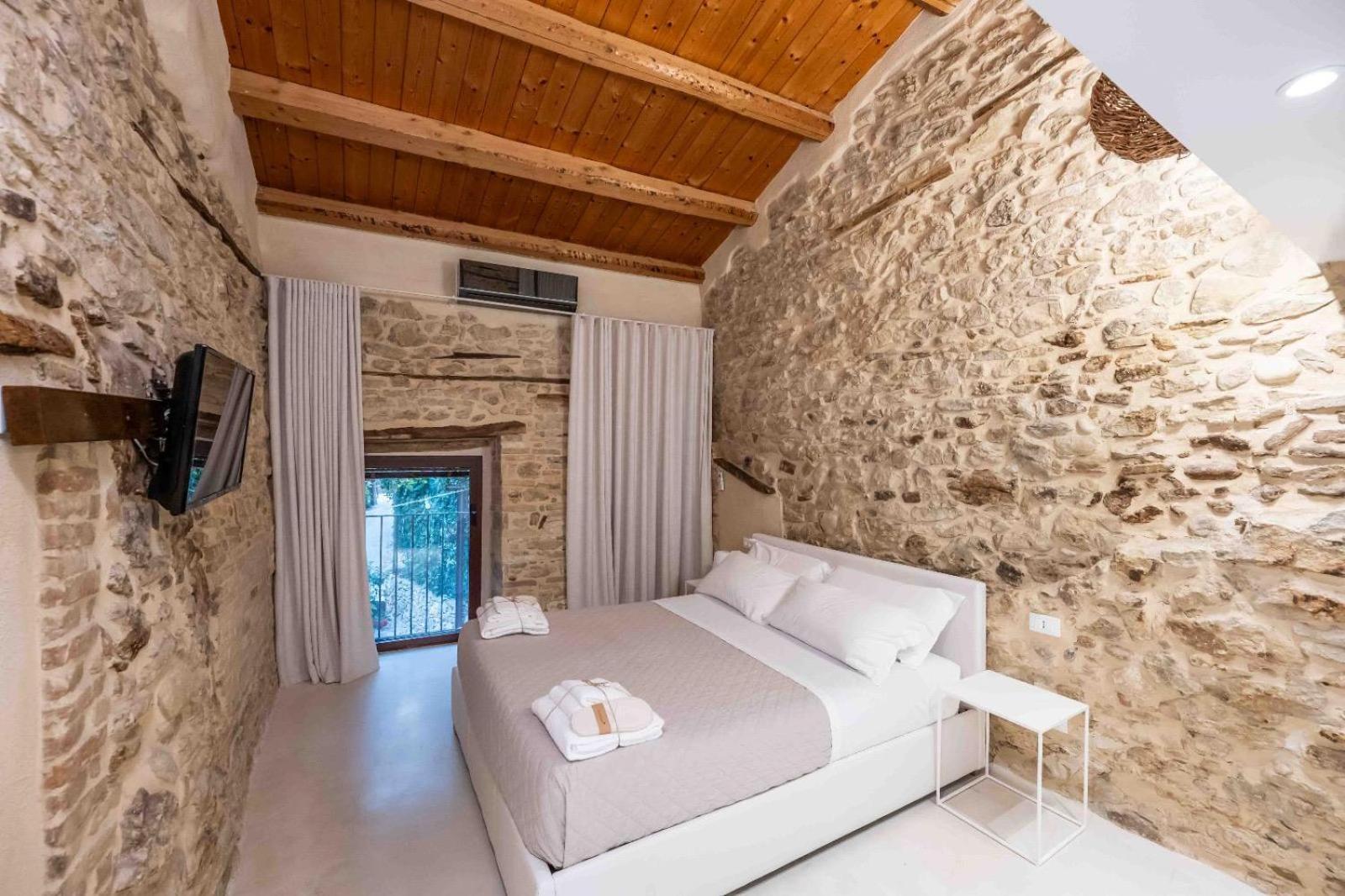 Hotel Borgo Baccile by Vini Fantini Crecchio Esterno foto