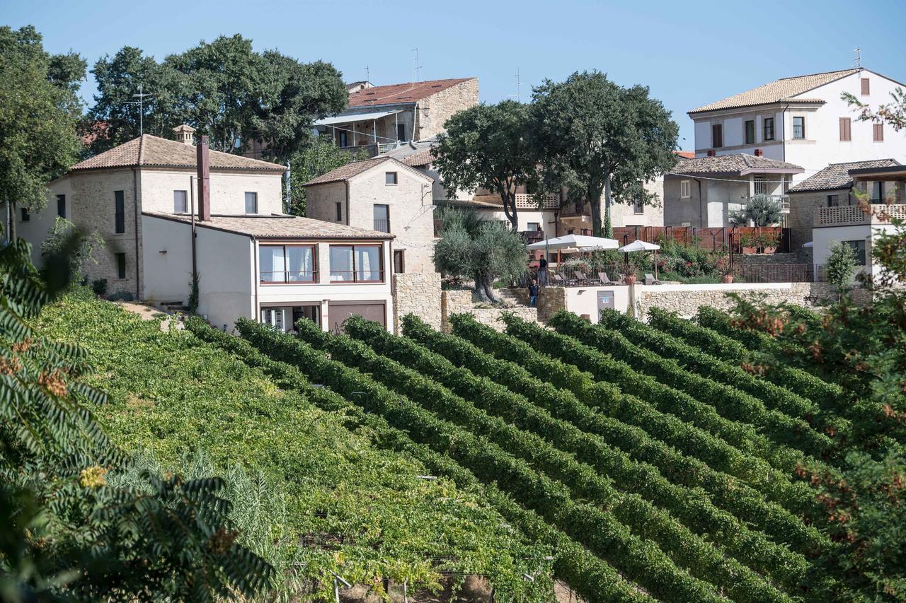 Hotel Borgo Baccile by Vini Fantini Crecchio Esterno foto